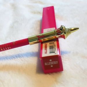 Jeffree Star Red Velour Lip Liner in Allegedly